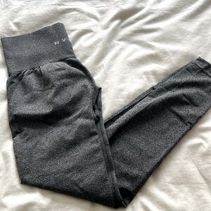 NVGTN Contour Leggings, Barely Worn, Size Small